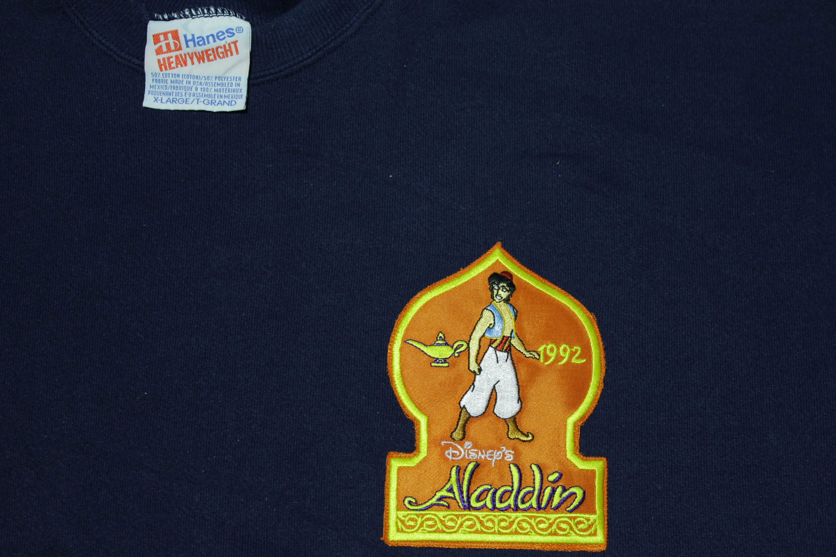 Aladdin 1992 Vintage Genie Lamp Patch Crewneck Made in USA Sweatshirt