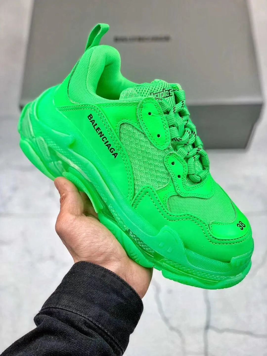 BALENCIAGA TRIPLE S GREEN