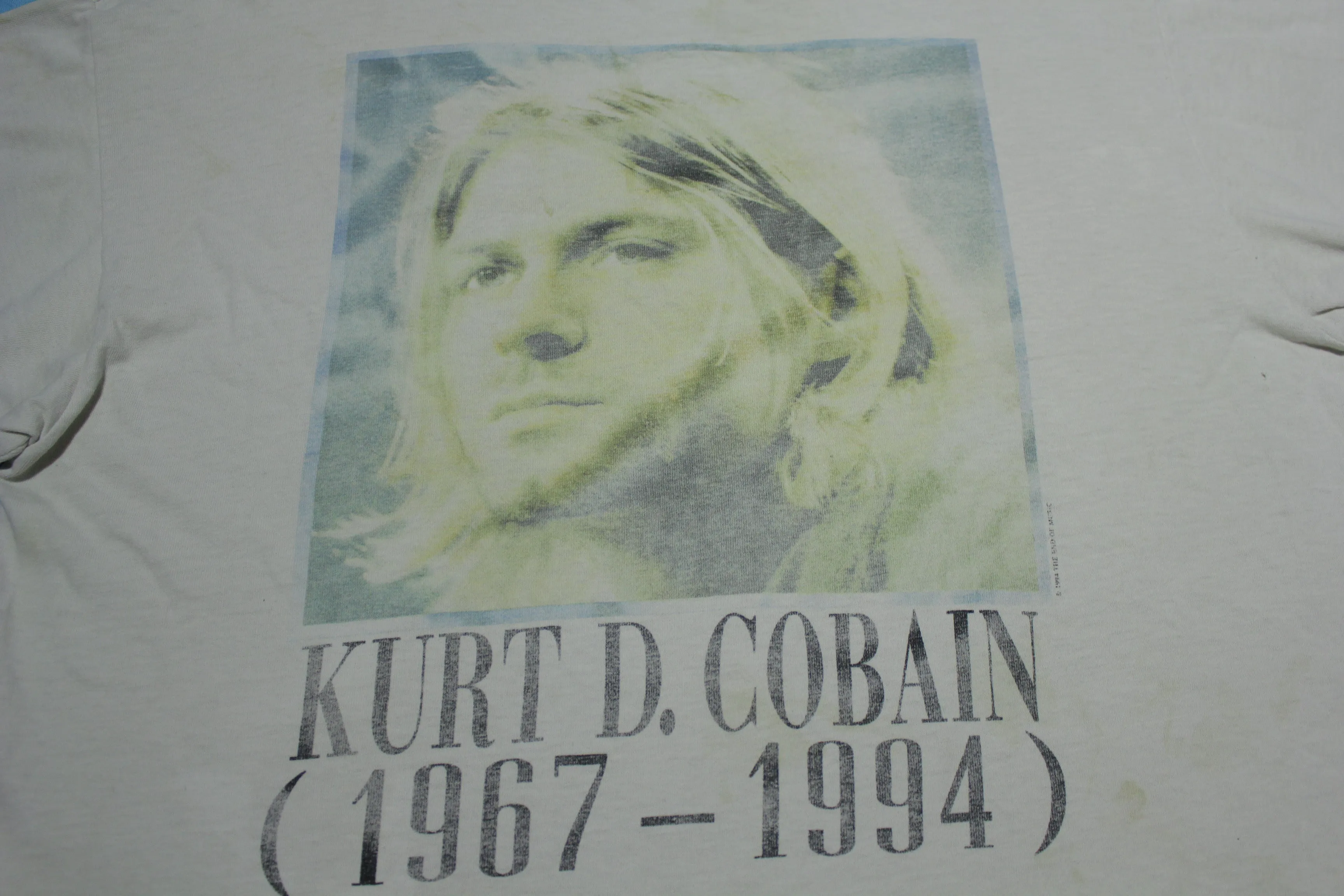 Kurt D Cobain Memorial Vintage 1967-1994 Original Giant Tag Distressed Nirvana T-Shirt