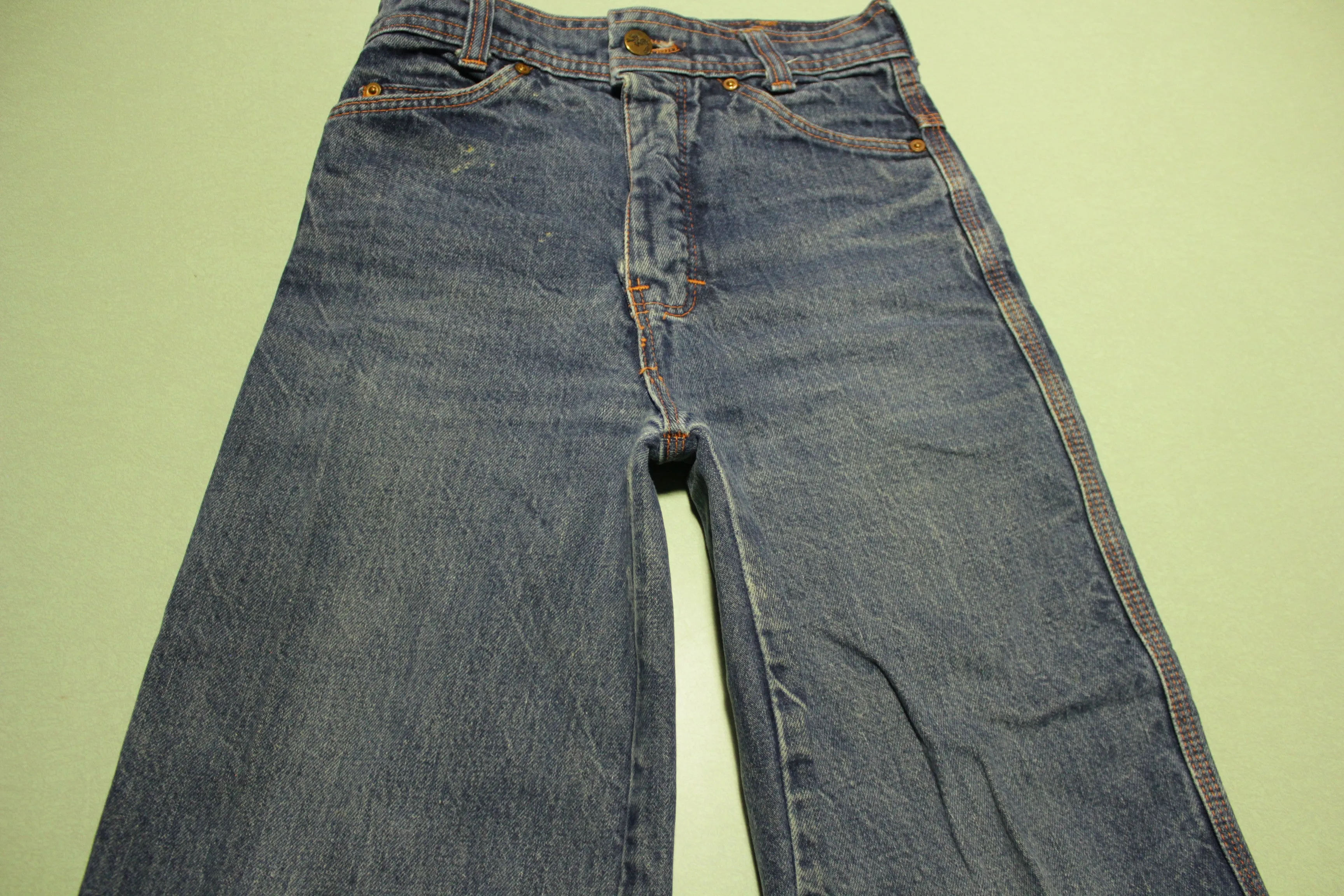 Vintage 1970s San Francisco Riding Gear Buckle Back Talon 42 Bell Bottom Denim Jeans – Classic Blue